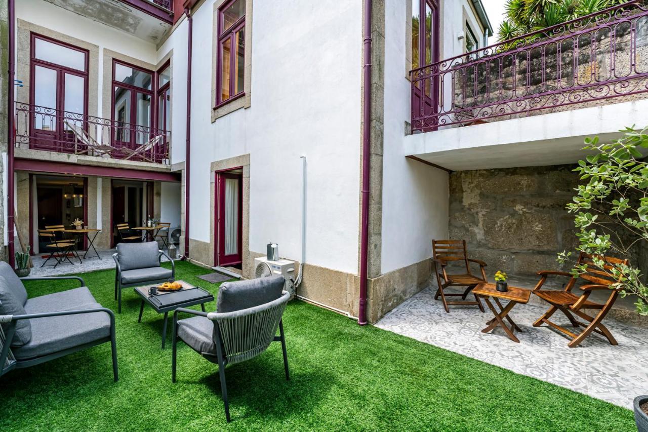 Private Garden In Porto City Center Appartement Buitenkant foto
